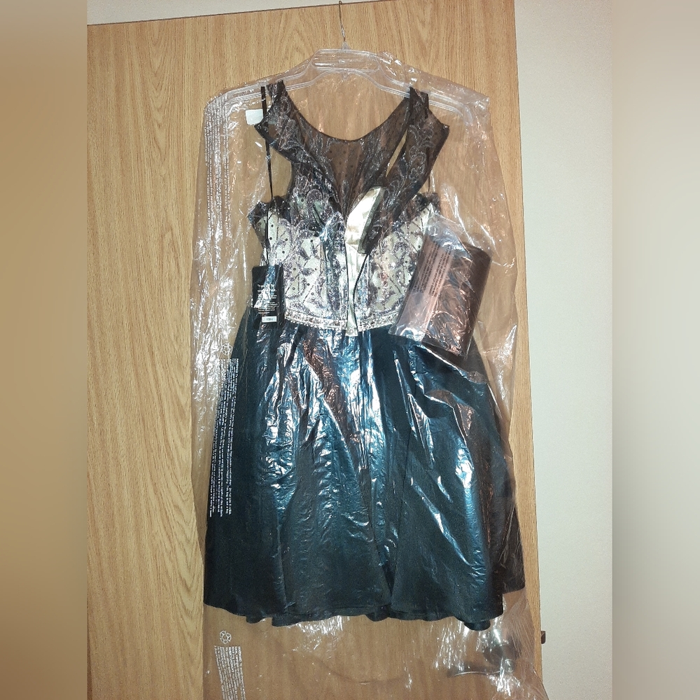 Womens prom dress